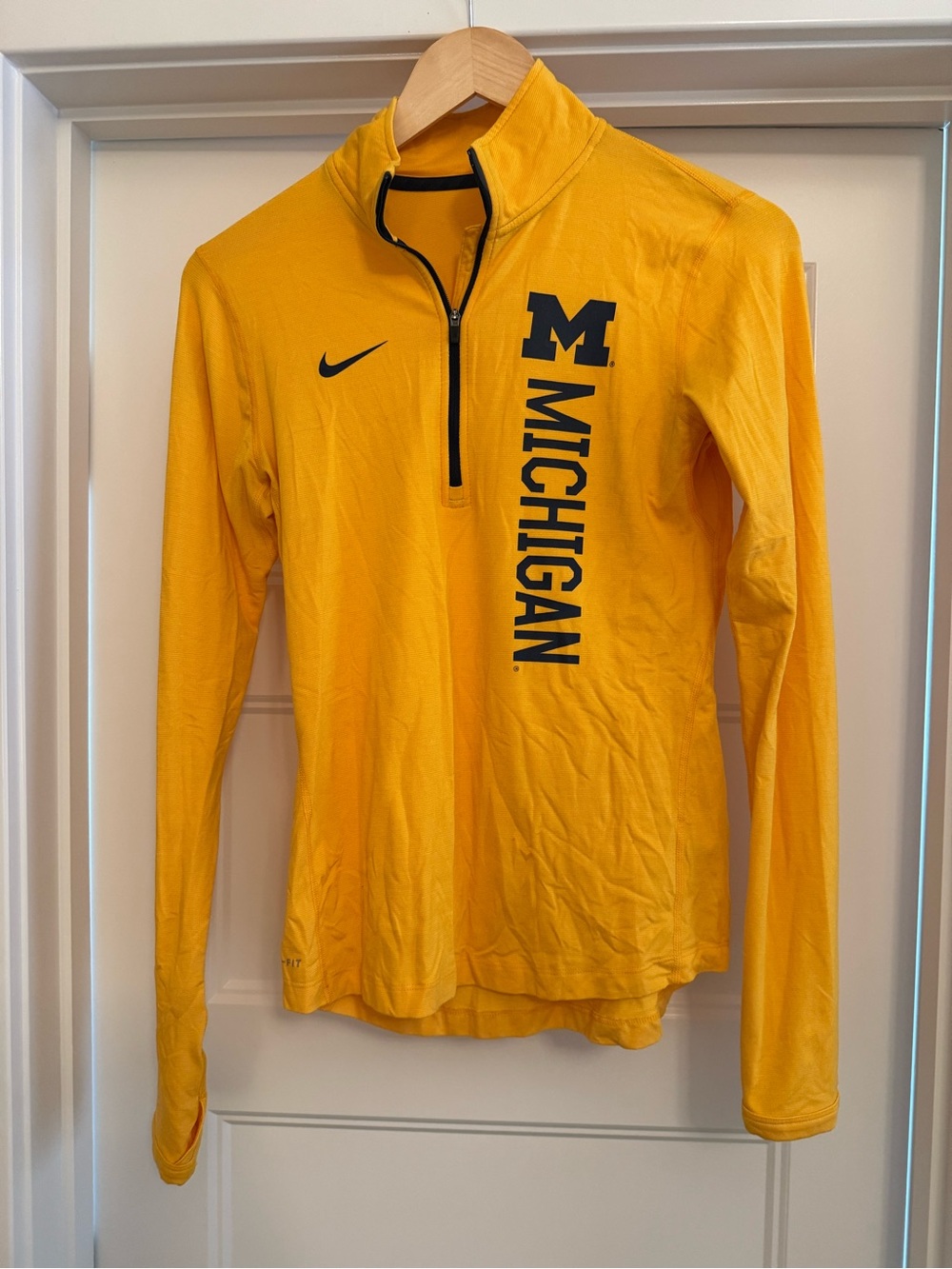 Nike Yellow University of Michigan Half-Zip Utility Jacket DriFit XS Women’s